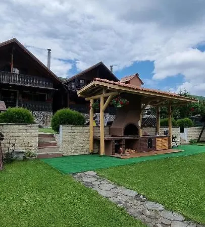 Сasa de vacaciones Freemont Braşov